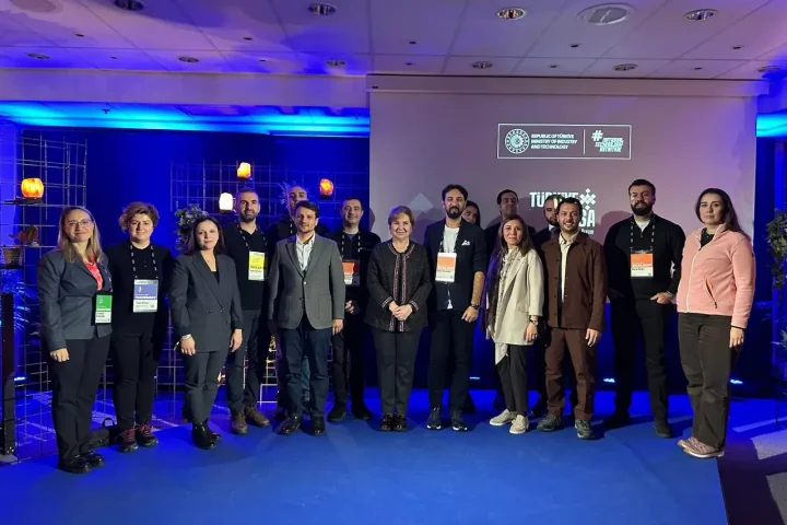 Slush 2025’te Türkiye Rüzgârı: Turcorn 100 Sunumları ve Türkiye Tech VIsa Tanıtımı Gerçekleştirildi